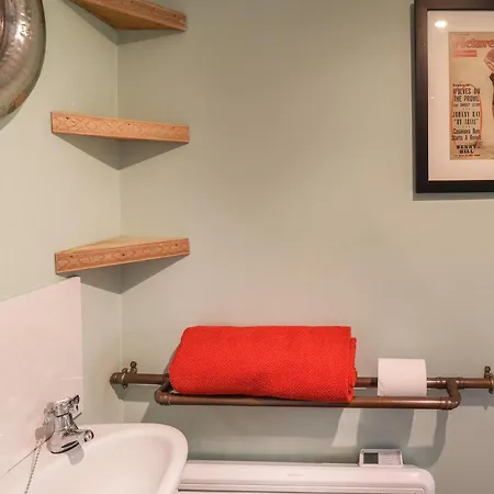 The At Mulgrave House 公寓